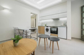 Peris 3 - Central Apt near Old Town - AC, Wifi